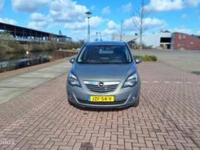 Opel MERIVA 1.4 Turbo Edition, multimediascherm, Achteruitrijcamera, Airco, Parkeersensoren voor & ach