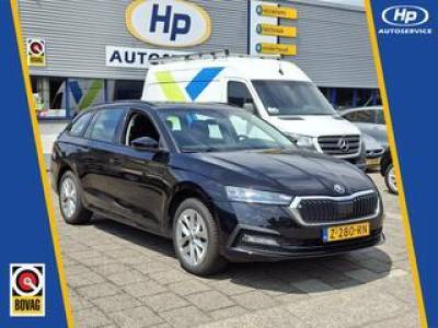 Skoda OCTAVIA Combi 1.4 TSI iV PHEV Business Edition SOH 98% Adaptieve Cruise Trekhaak Wegklapbaar Elek.Achterklep DigiDash Full LED