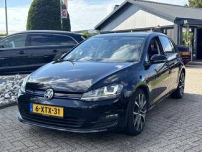 Volkswagen GOLF 1.6 TDI Highline 2014 Zwart 5-Deurs Trekhaak Zwart