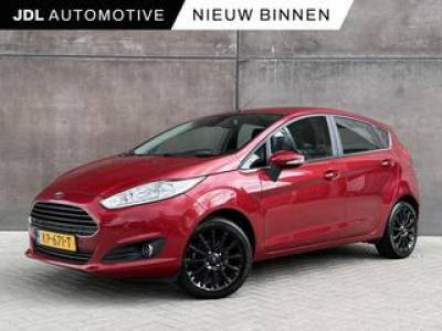Ford FIESTA 1.0 EcoBoost Titanium | Navigatie | APK 09-2027 | Cruise control | Climate control | Parkeersensoren voor + achter |