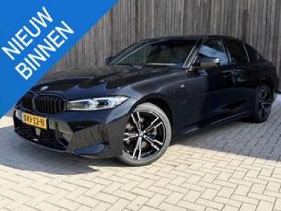BMW 3-SERIE 330e M SPORT | BTW | 360 | ACC | HEADUP | MEMORY | DODEHOEK | SOH 101%
